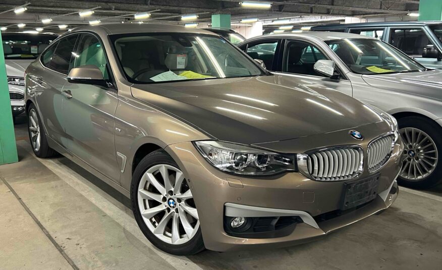 BMW 328i