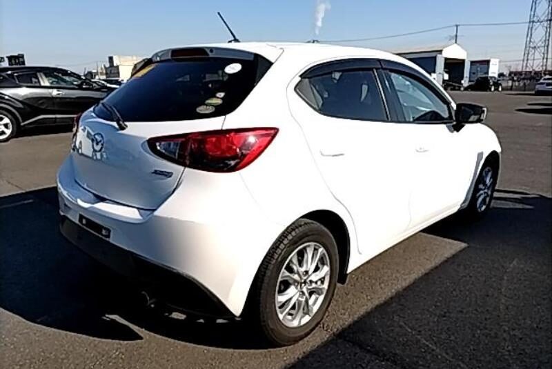 2015 MAZDA DEMIO