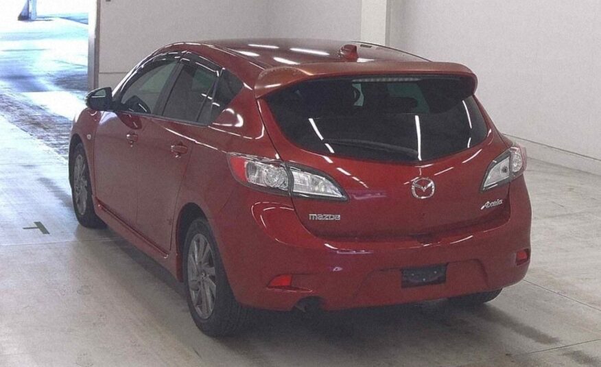 2013 Mazda Axela  Hatch Back