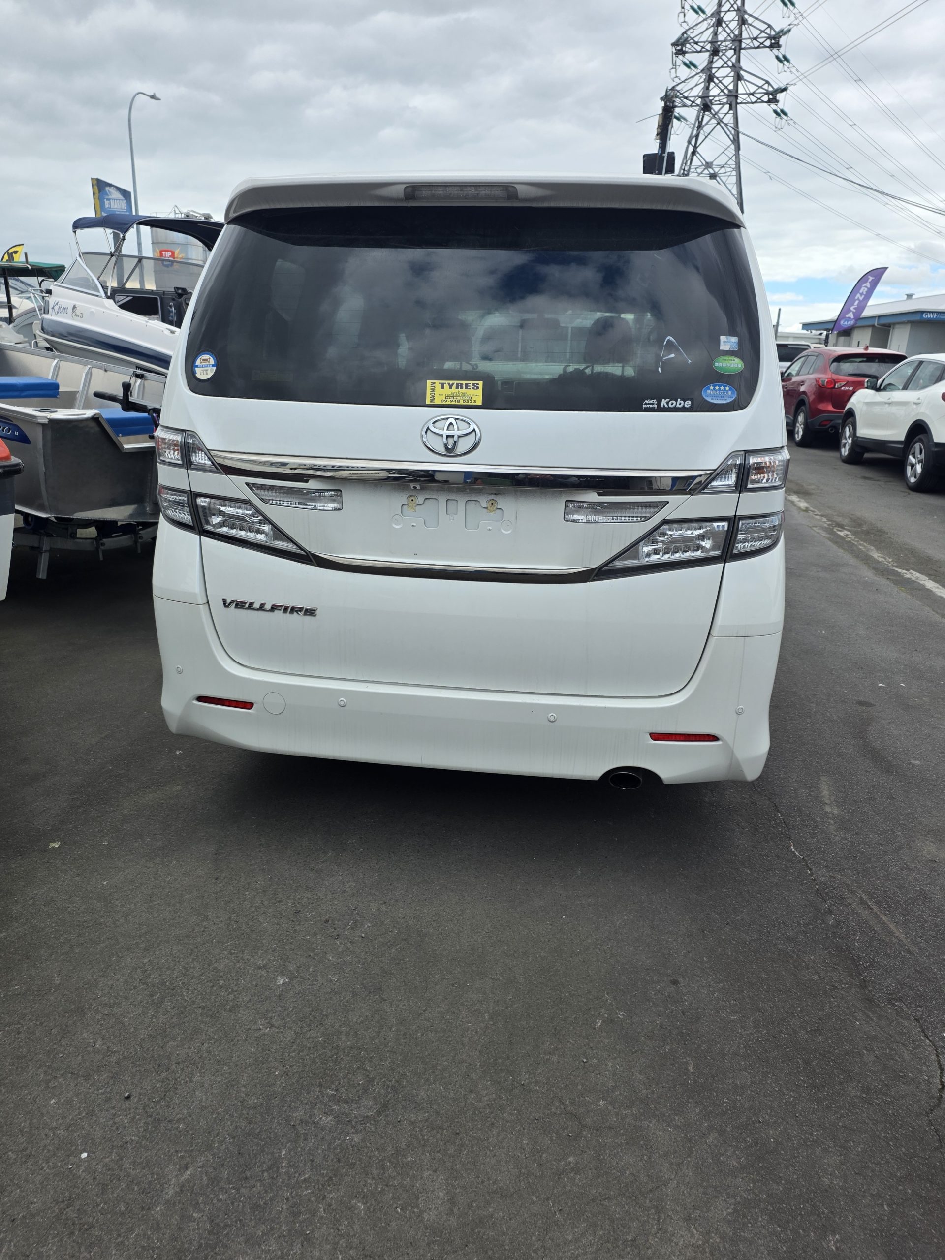 Toyota Velfire 8 Seater