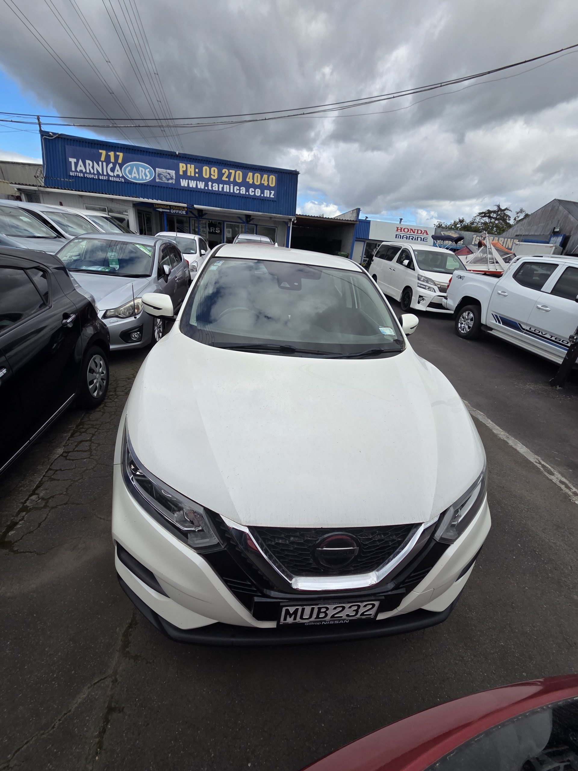 NISSAN QASHQAI SUV